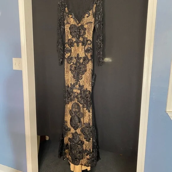 Prom Dress - Picture 11 of 14